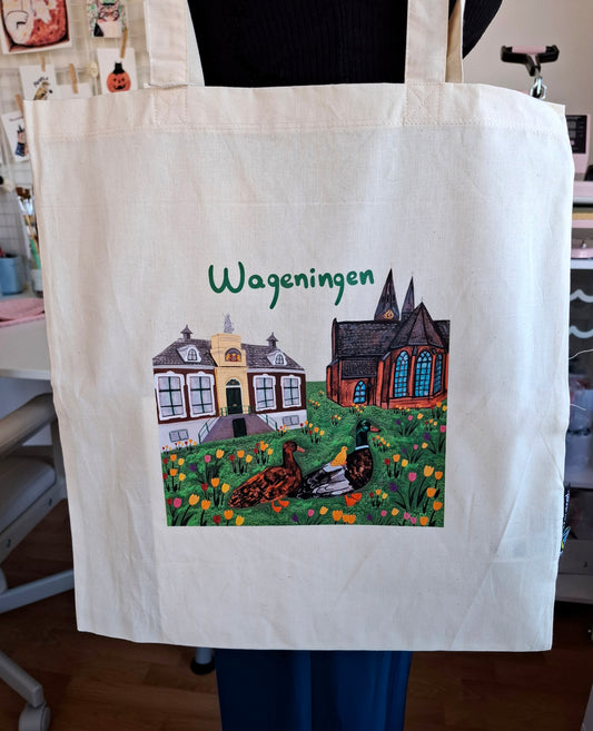 Tote bag with a printed design of Wageningen and cute ducks.