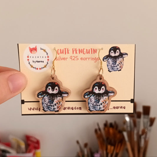 Cute little penguin earrings 